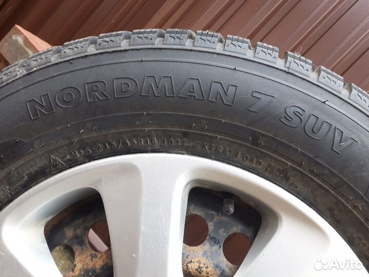 Nordman 7 215/65 R16