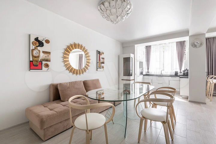 2-к. квартира, 80 м², 14/17 эт.