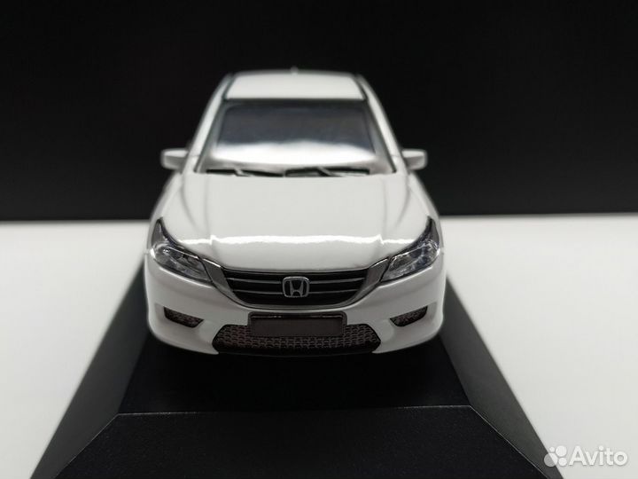 1:38 Honda Accord 9G White