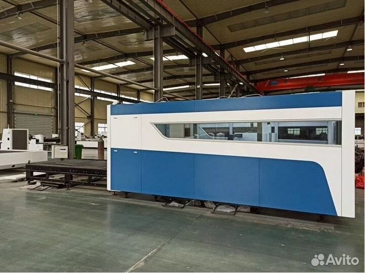 Лазерный станок с кабинетной защитой 6Квт