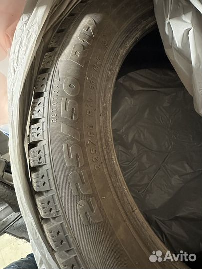 Pirelli Formula Ice 225/50 R17