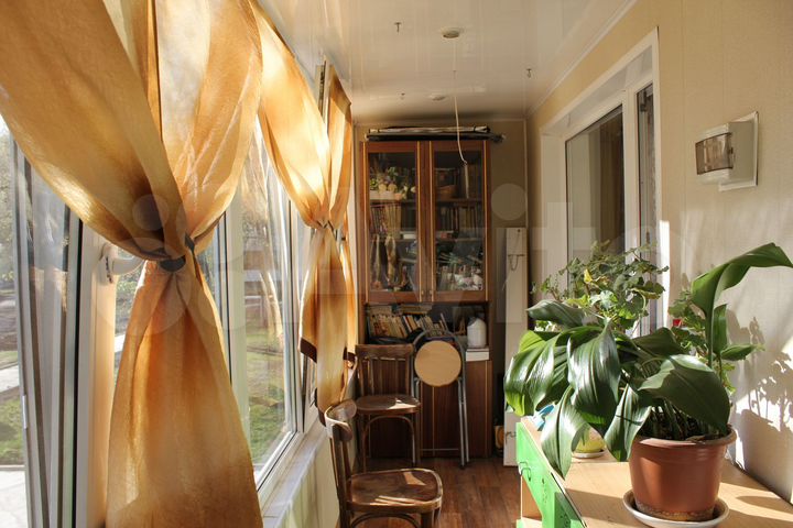 4-к. квартира, 74 м², 1/9 эт.
