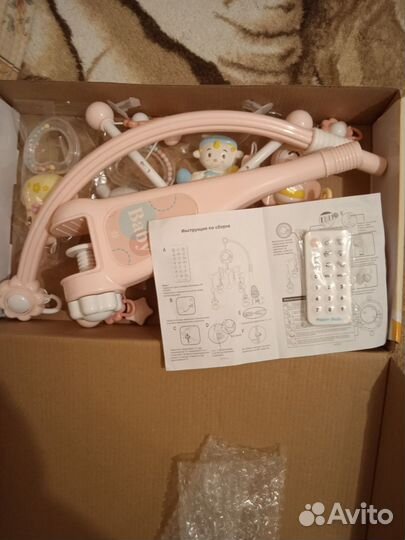 Детский музыкальный мобиль