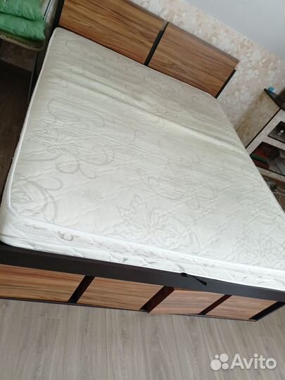 Матрас 160х200 бу