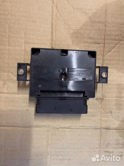 Блок управления стояночным тормозом Mercedes-Benz