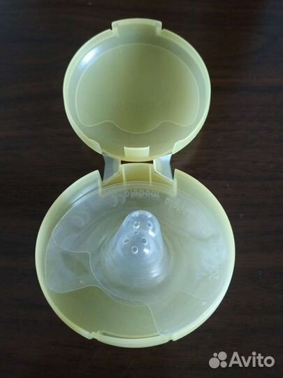 Накладки для кормления Contact