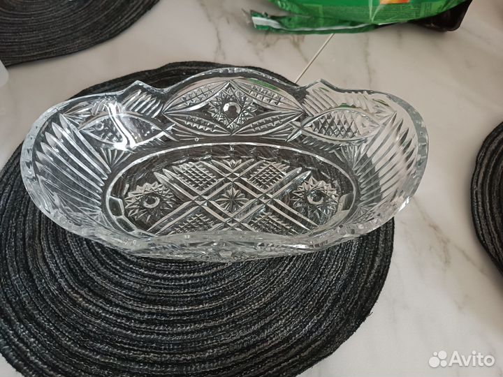 Продаю салатник