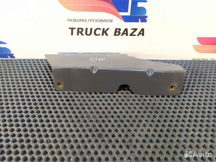 1447929 Кронштейн усилителя бампера левый