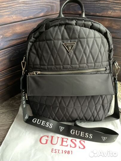 Рюкзак женский новый guess