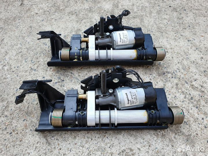 Привод складывания подголовника для Mercedes W221