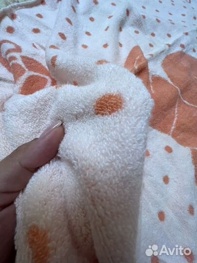 Полотенце детское новое. Размер 110*110