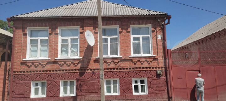 Дом 157 м² на участке 6 сот.