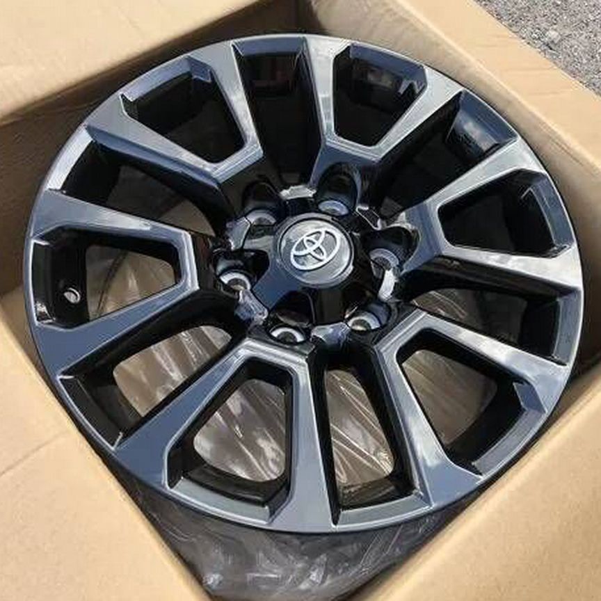 Литые диски Toyota 7.5×R18 6×139.7
