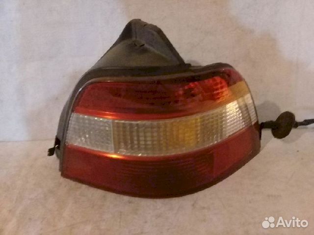 Фонарь (стоп сигнал) задний правый 043-1250 правый