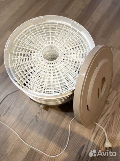 Электросушилка для овощей и фруктов