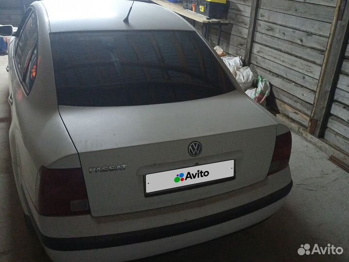 Volkswagen Passat 1.6 МТ, 1997, 130 000 км