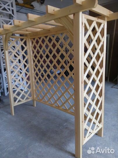 Столярные работы и резьба по дереву