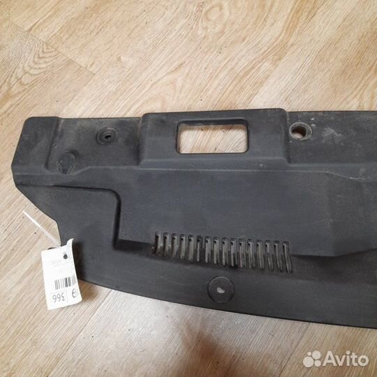 Накладка замка капота Mitsubishi Outlander 3