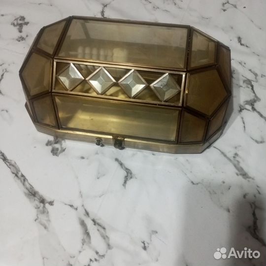 Светильник настенный