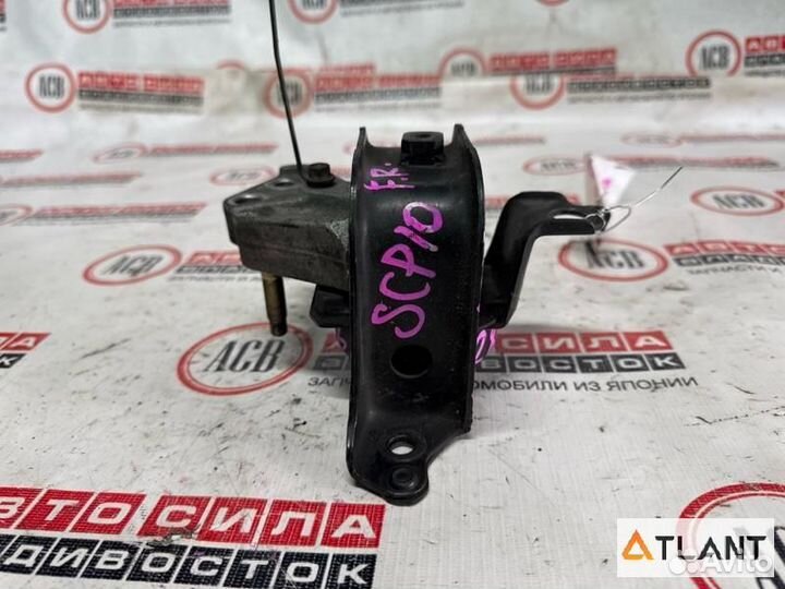 Подушка двигателя правый toyota vitz