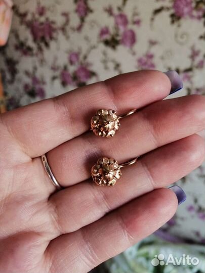 Золотые серьги 583