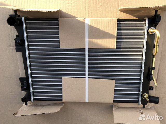 Радиатор Kia Rio 3/Hyundai Solaris