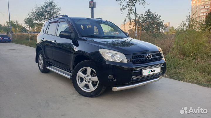 Toyota RAV4 2.0 AT, 2006, 280 000 км