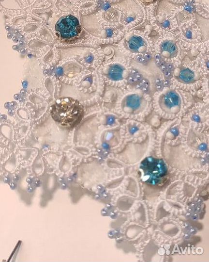 Брошь ручной работы 