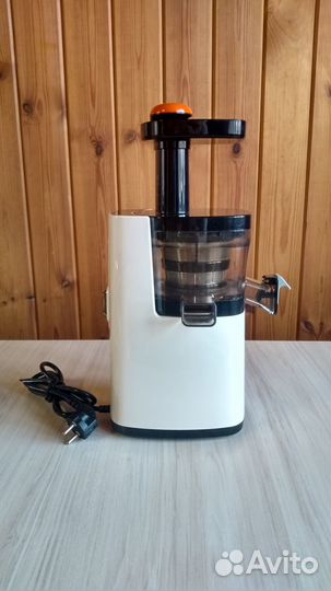 Соковыжималка шнековая Hurom HQ-IBF13 (HU-900)