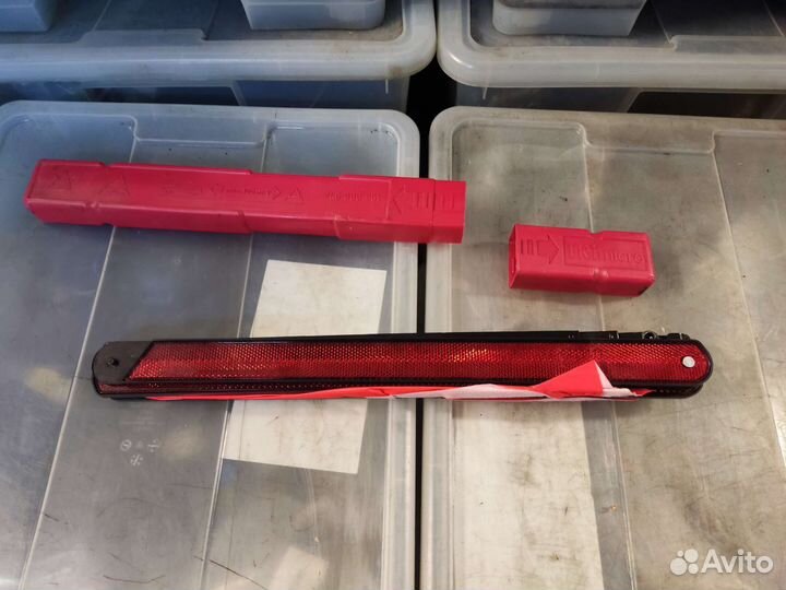 Знак аварийной остановки VW Туарег Гольф Пассат