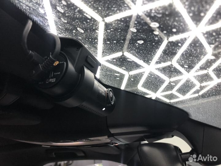Видеорегистратор blackvue dr770x-2ch