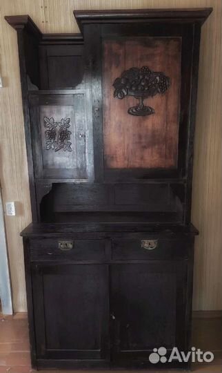 Старинный буфет