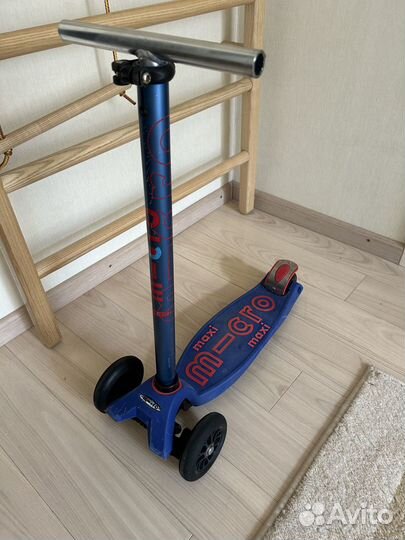 Самокат Maxi Micro Deluxe оригинал (синий)