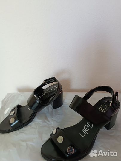 Босоножки женские
