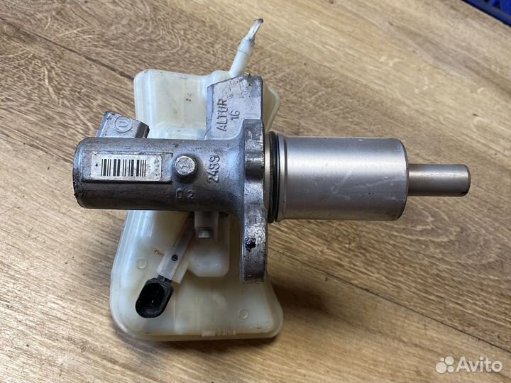 Audi a6 с5 главный тормазной цилиндр