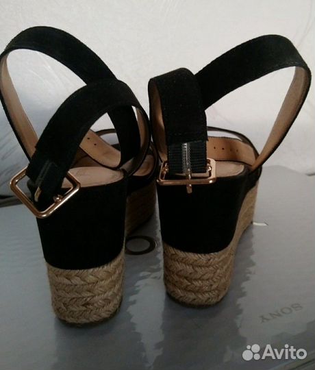 Босоножки новые Primadonna