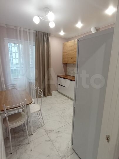 2-к. квартира, 56 м², 2/8 эт.