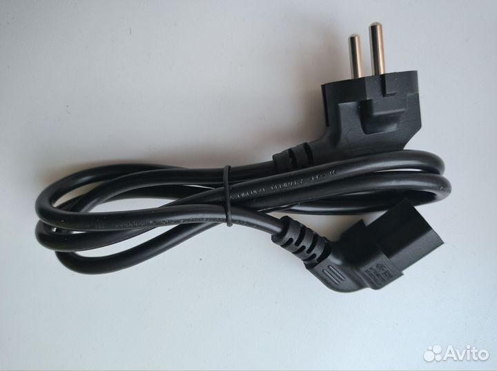 Кабель питания угловой