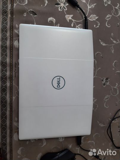 Игровой ноутбук Dell 3590