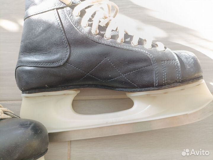 Коньки хоккейные 43 размер