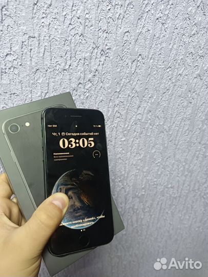 iPhone 8, 64 ГБ