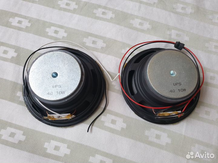 Динамики 10 Вт 4 Ом