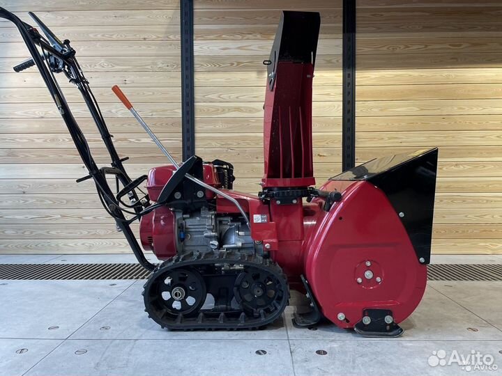 Снегоуборщик Honda HSS 655 ETD1 гусеничный