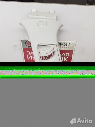 Обшивка стойки центральная верхняя левая