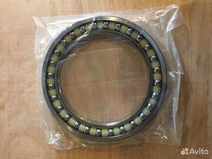 Подшипник на PC200-7