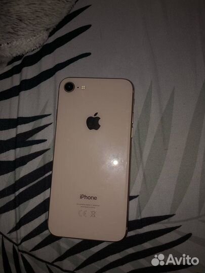iPhone 8, 64 ГБ