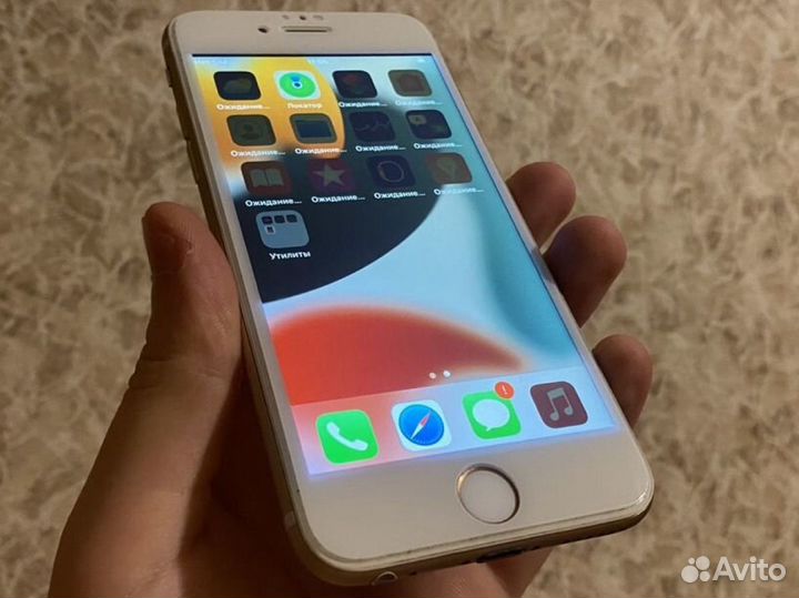 iPhone 6S, 64 ГБ