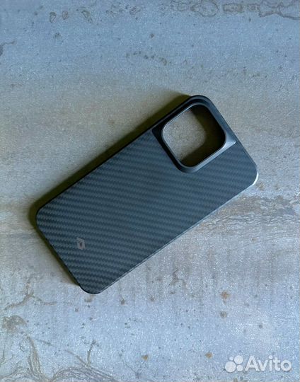 Pitaka на iPhone 14 Pro Max (противоударный)