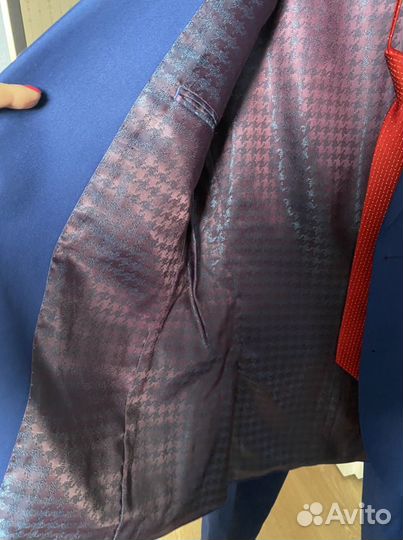 Костюм школьный 9-10 класс