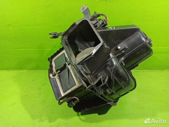 Мотор печки Bmw 7 F01/02 N63B44A 2010